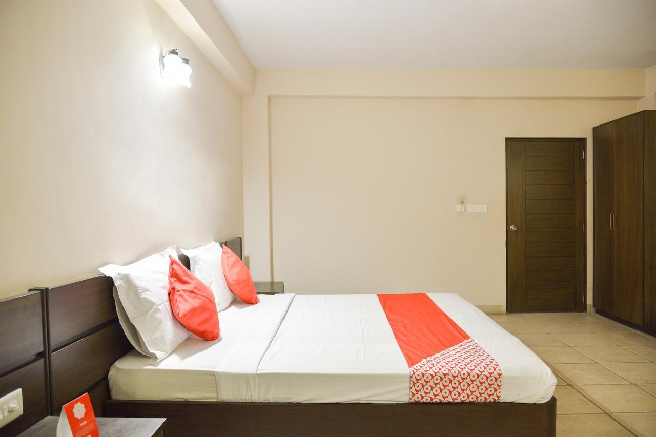 Oyo 15149 Hotel Ajoy Minar Мандармани Экстерьер фото