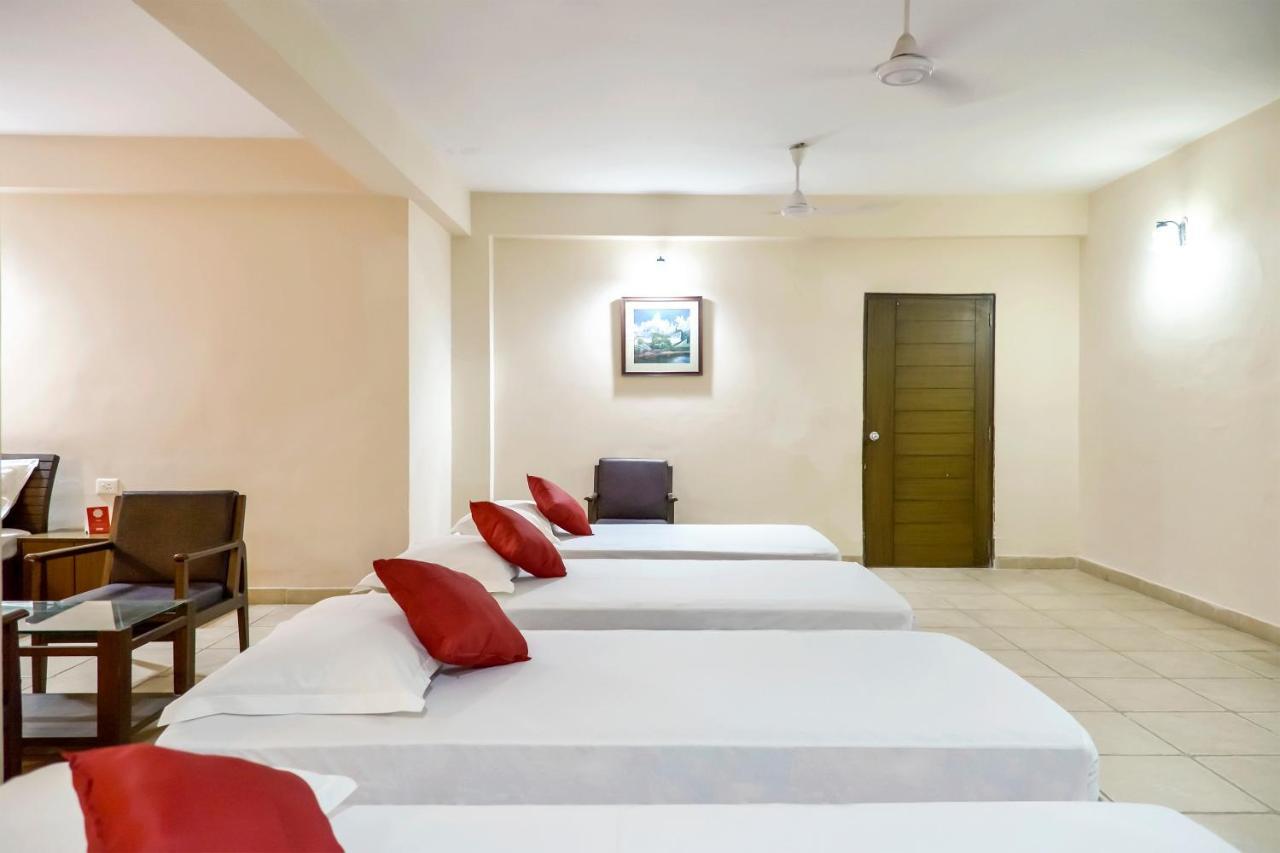Oyo 15149 Hotel Ajoy Minar Мандармани Экстерьер фото